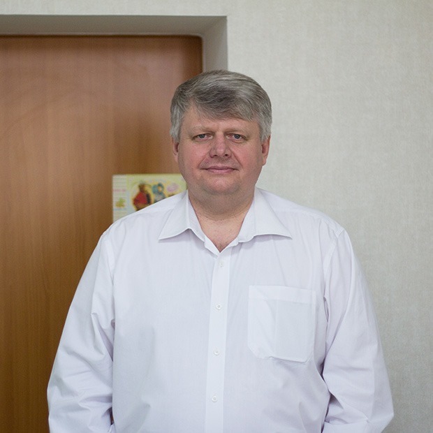 Эпилептолог Сергей Савинов — о первой помощи, баксы и наследственности — Что нового на Village Казахстан