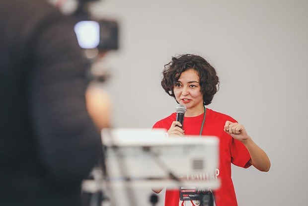 Спикеры TEDxAbayStWomen — о роли женщин в исламе, неравенстве и занятости в селах — Новые знания на Village Казахстан