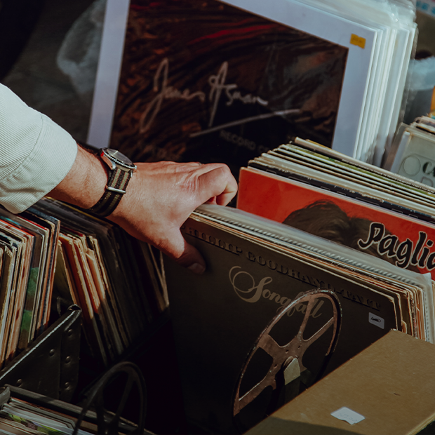 Джаз и Garage Sale: Что делать на выходных в Алматы и Астане — Выходные в городе на The Village Казахстан