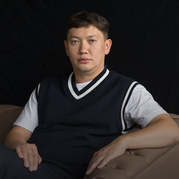 Журналист Асхат Ниязов — о бедных селах, цифровых городах и акимах
