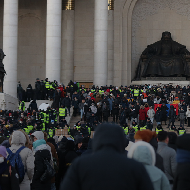 Протесты в Монголии: Что требовали демонстранты и как отреагировали власти — Ситуация на The Village Казахстан
