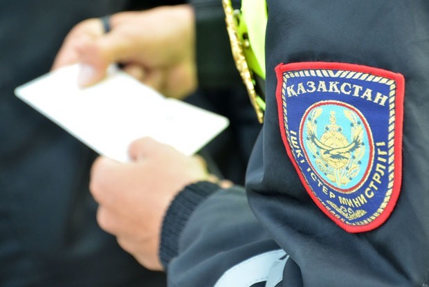 Мені полицей тоқтатса, не істеу керек? — Qazaqsha на Village Казахстан
