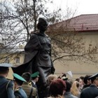 В Санкт-Петербурге поставили памятник Алие Молдагуловой