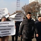 В Алматы проходит митинг на площади Республики