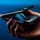 Motorola выпустили смартфон-«раскладушку» с гибким экраном