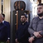 В кабинете Рамзана Кадырова заметили боксерскую грушу от Louis Vuitton