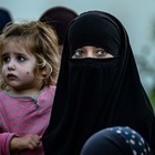 Из Сирии в Таджикистан вывезли свыше сотни женщин и детей