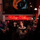 Garage Sale устраивают в одном из баров Алматы
