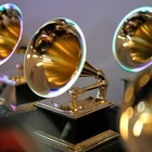 Американская певица пришла на Grammy в платье казахстанского дизайнера