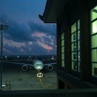 По территории алматинского аэропорта бегал голый мужчина
