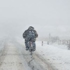 Из-за метели в Казахстане закрывают трассы