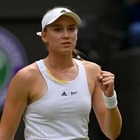 Елена Рыбакина обыграла первую ракетку мира и прошла в полуфинал