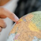 Талибы установили свою версию глобуса на одной из улиц Кабула