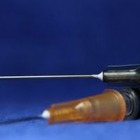Участник испытаний оксфордской  вакцины от Covid-19 умер 
