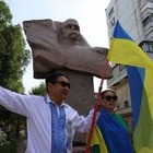 В Алматы прошел пикет в честь Дня Независимости Украины