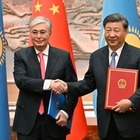 Казахстан и Китай подписали соглашение о безвизовых поездках