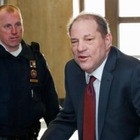 Вайнштейна приговорили еще к 16 годам тюрьмы за изнасилование