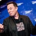 Вещь дня: Духи с ароматом жженых волос от Илона Маска