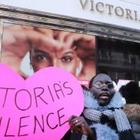 Бренд Victoria's Secret выбросил сотни единиц нижнего белья и подвергся критике