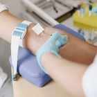 В онкобольнице Актобе вместо пластыря используют скотч