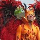 Из русскоязычной версии фильма про Элтона Джона вырезали сцены однополого секса