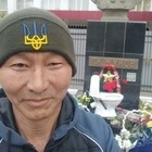 В Уральске арестовали активиста, который принес унитаз к памятнику маршалу Жукову