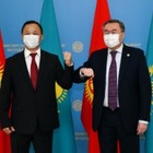 Кыргызстан просит у Казахстана деньги и медикаменты
