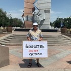 В Алматы задержали активиста за пикет против ограничения прав наблюдателей на выборах