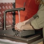 В Астане жители нескольких ЖК перекрыли улицу из-за отсутствия воды. Им ответили в акимате