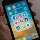 Инстаграм начнет автоматически скрывать оскорбительные комментарии