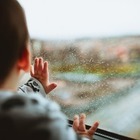 Годовалый мальчик выпал с окна многоэтажки в Костанае