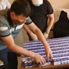 У спекулянтов изъяли 90 000 упаковок лекарств и 500 000 масок
