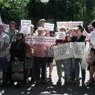 Штрафовать родителей за вовлечение детей в акции протеста предложили в Казахстане