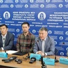 В Алматы кандидаты в депутаты потребовали предоставить им протоколы избиркомов