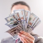 За 30 лет из Казахстана вывели 100 миллиардов долларов — МНЭ