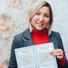 Учительница музыки из Актобе обучает детей с особыми потребностями играть на домбре