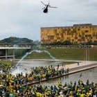 70 человек пострадали при штурме федеральных зданий в Бразилии