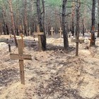 В городе Изюм Харьковской области нашли массовое захоронение