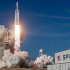  SpaceX отправит космических туристов в космос в 2021 году 
