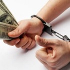 В Казахстане могут отменить УДО для коррупционеров