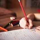 Ученики 3 и 4 классов смогут учиться в школе, а не онлайн 