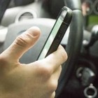 Электронные и бумажные документы официально уравняли в Казахстане