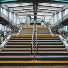 9¾: В аэропорту Костаная оставили тупиковую лестницу