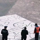 В столице появилось граффити с надписью «От правды не убежишь»