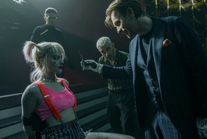 Что смотреть на стримингах в апреле: Netflix, Okko, ivi, Амедиатека
