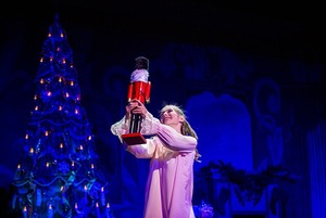 Билокальная выставка, рок-концерт Where Are You Santa и премьера балета «Щелкунчик»