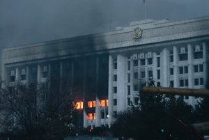Как вели себя мародеры и что происходило на площади