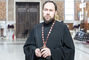 «Камин-ауты — это модно»: Столичный священник — о подарках, мусульманах и Байзаковой
