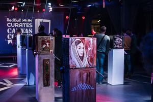 Крашеные холодильники, кинопоказы и лекции о культуре: Чем заняться на этих выходных