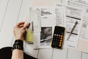 Тратить так, чтобы оставались деньги